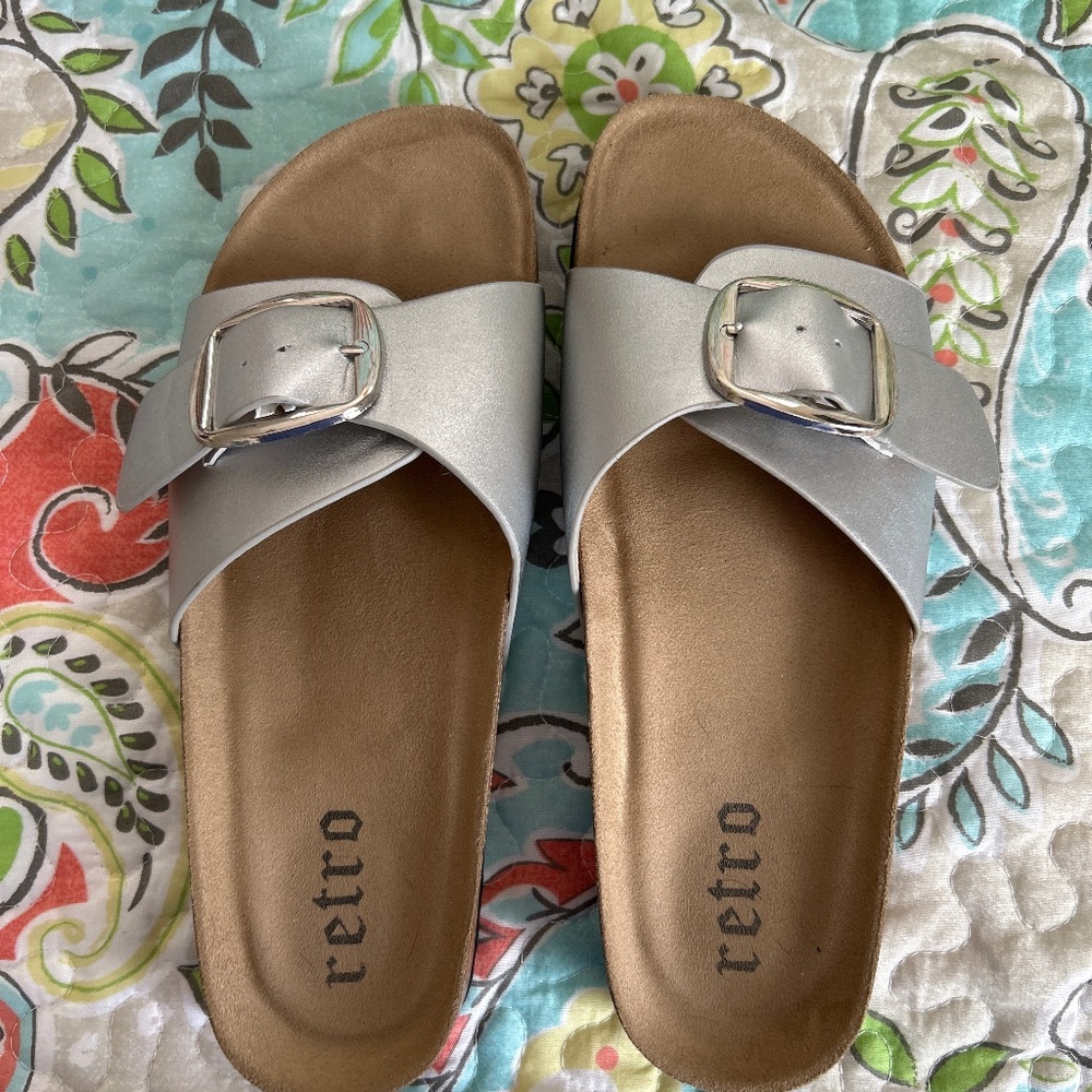 Retro Sandals